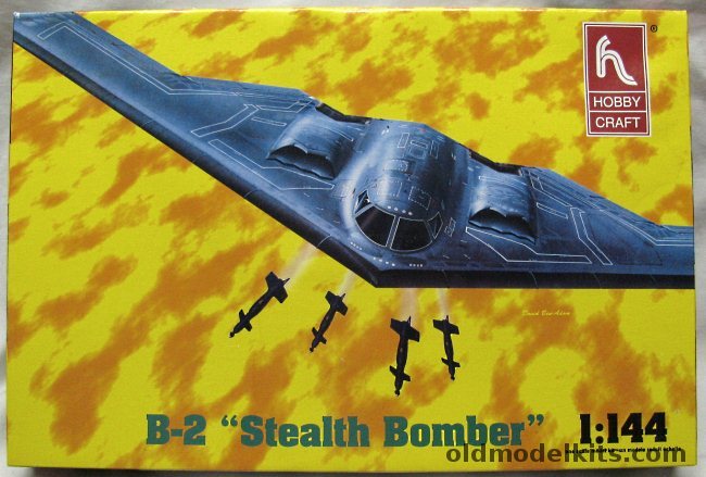 Hobby Craft 1/144 USAF B-2 Stealth Bomber 'Spirit of Texas' 509 BS + F-117 Stealth Fighter, HC1281 plastic model kit